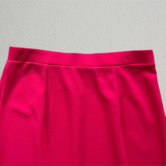 Red asymmetrical hem lace skirt, romantic cherry girl flirty Y2K night out date - Picture 4 of 5